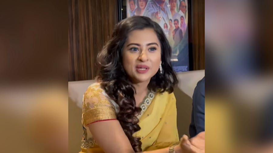 ওই জিল্লুর ‘জংলি’ দেখ: বুবলী